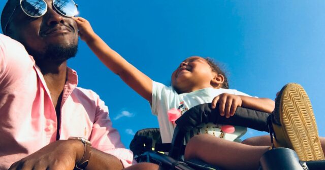 5 questions à se poser avant d’accompagner un enfant Adulte et enfant — accompagnement conscient et bienveillant